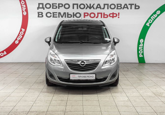 Подержанный автомобиль Opel Meriva 2012 года (2 фото)