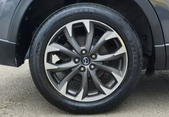 Подержанный автомобиль Mazda CX-5 2013 года (10 фото)