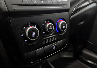 Подержанный автомобиль LADA (ВАЗ) Granta Wagon 2019 года (25 фото)