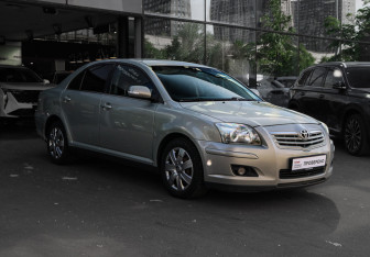 Подержанный автомобиль Toyota Avensis Sedan 2007 года (3 фото)