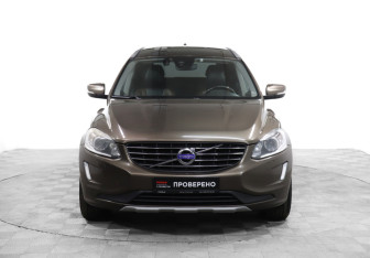 Подержанный автомобиль Volvo XC60 2015 года (2 фото)