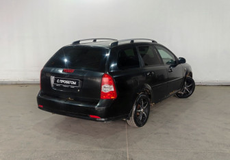 Подержанный автомобиль Chevrolet Lacetti Wagon 2007 года (5 фото)