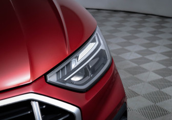 Подержанный автомобиль Audi Q5 2021 года (16 фото)