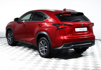 Подержанный автомобиль Lexus NX 2018 года (7 фото)