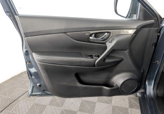 Подержанный автомобиль Nissan X-Trail 2019 года (19 фото)