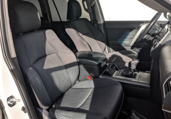 Подержанный автомобиль Toyota Land Cruiser Prado 2020 года (23 фото)