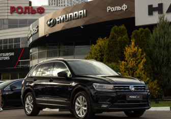 Подержанный автомобиль Volkswagen Tiguan 2019 года (2 фото)