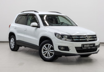 Подержанный автомобиль Volkswagen Tiguan 2016 года (3 фото)