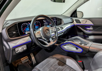 Подержанный автомобиль Mercedes-Benz GLE 2021 года (16 фото)