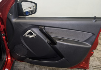 Подержанный автомобиль LADA (ВАЗ) Granta Wagon 2019 года (24 фото)