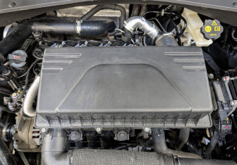 Подержанный автомобиль Москвич 3 2023 года (9 фото)