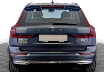Новый Volvo XC60 2025 (6 фото)