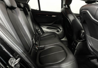 Подержанный автомобиль BMW X2 2019 года (14 фото)
