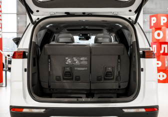 Новый Kia Carnival 2023 (13 фото)