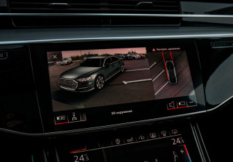 Подержанный автомобиль Audi S8 2020 года (37 фото)