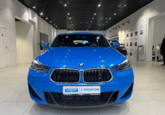 Подержанный автомобиль BMW X2 2021 года (2 фото)