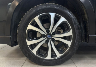 Подержанный автомобиль Subaru Forester Suv 2020 года (9 фото)