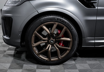 Подержанный автомобиль Land Rover Range Rover Sport 2018 года (15 фото)