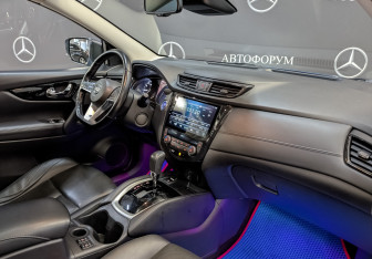 Подержанный автомобиль Nissan Qashqai 2021 года (13 фото)