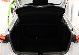 Подержанный автомобиль Skoda Rapid Liftback 2022 года (22 фото)