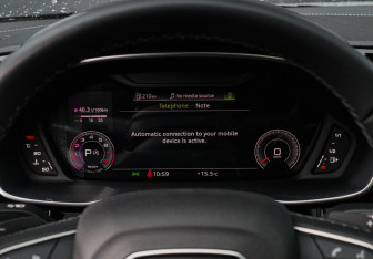Подержанный автомобиль Audi Q3 2026 года (17 фото)