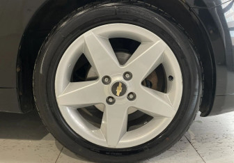 Подержанный автомобиль Chevrolet Epica 2008 года (15 фото)