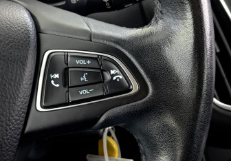 Подержанный автомобиль Ford Focus Hatchback 2018 года (27 фото)