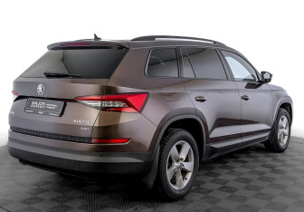 Подержанный автомобиль Skoda Kodiaq 2019 года (5 фото)