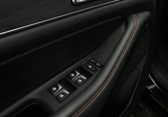 Подержанный автомобиль Changan UNI-K 2023 года (22 фото)