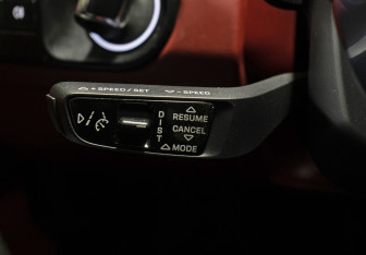 Подержанный автомобиль Porsche Cayenne 2021 года (24 фото)