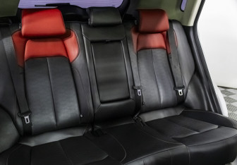 Подержанный автомобиль Changan UNI-S 2024 года (15 фото)