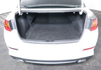 Подержанный автомобиль Kia Optima Sedan 2014 года (23 фото)