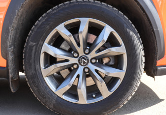 Подержанный автомобиль Lexus NX 2019 года (25 фото)