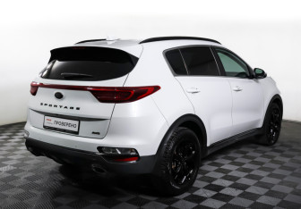 Подержанный автомобиль Kia Sportage 2021 года (5 фото)