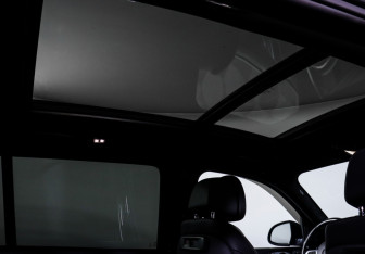 Подержанный автомобиль BMW X7 2019 года (18 фото)