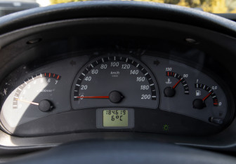 Подержанный автомобиль LADA (ВАЗ) 2112 2007 года (9 фото)