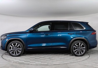 Подержанный автомобиль Geely Monjaro 2023 года (8 фото)