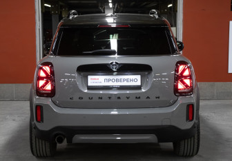 Подержанный автомобиль MINI Countryman 2020 года (6 фото)
