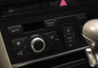 Подержанный автомобиль Audi A6 Sedan 2008 года (16 фото)