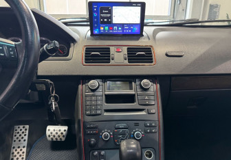 Подержанный автомобиль Volvo XC90 2008 года (16 фото)