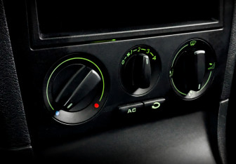 Подержанный автомобиль Skoda Octavia Liftback 2010 года (25 фото)