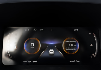 Подержанный автомобиль Москвич 6 2023 года (16 фото)