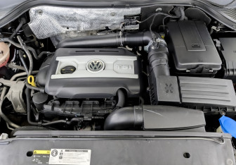 Подержанный автомобиль Volkswagen Tiguan 2016 года (9 фото)