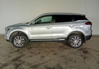 Подержанный автомобиль Geely Atlas Pro 2024 года (8 фото)