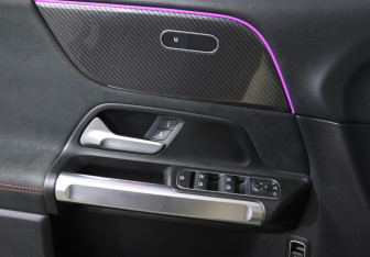 Подержанный автомобиль Mercedes-Benz GLB 2020 года (19 фото)