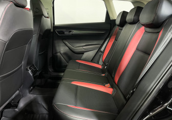 Новый Skoda Karoq 2025 (16 фото)