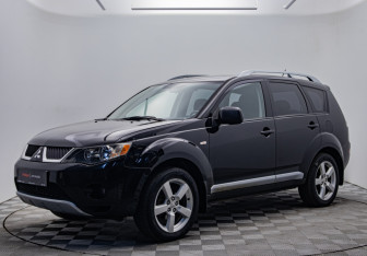 Подержанный автомобиль Mitsubishi Outlander 2008 года (1 фото)