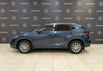 Подержанный автомобиль Lexus NX 2015 года (8 фото)