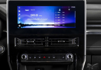 Подержанный автомобиль Haval M6 2023 года (17 фото)