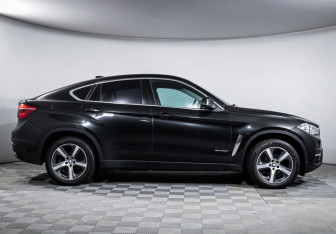 Подержанный автомобиль BMW X6 2016 года (4 фото)